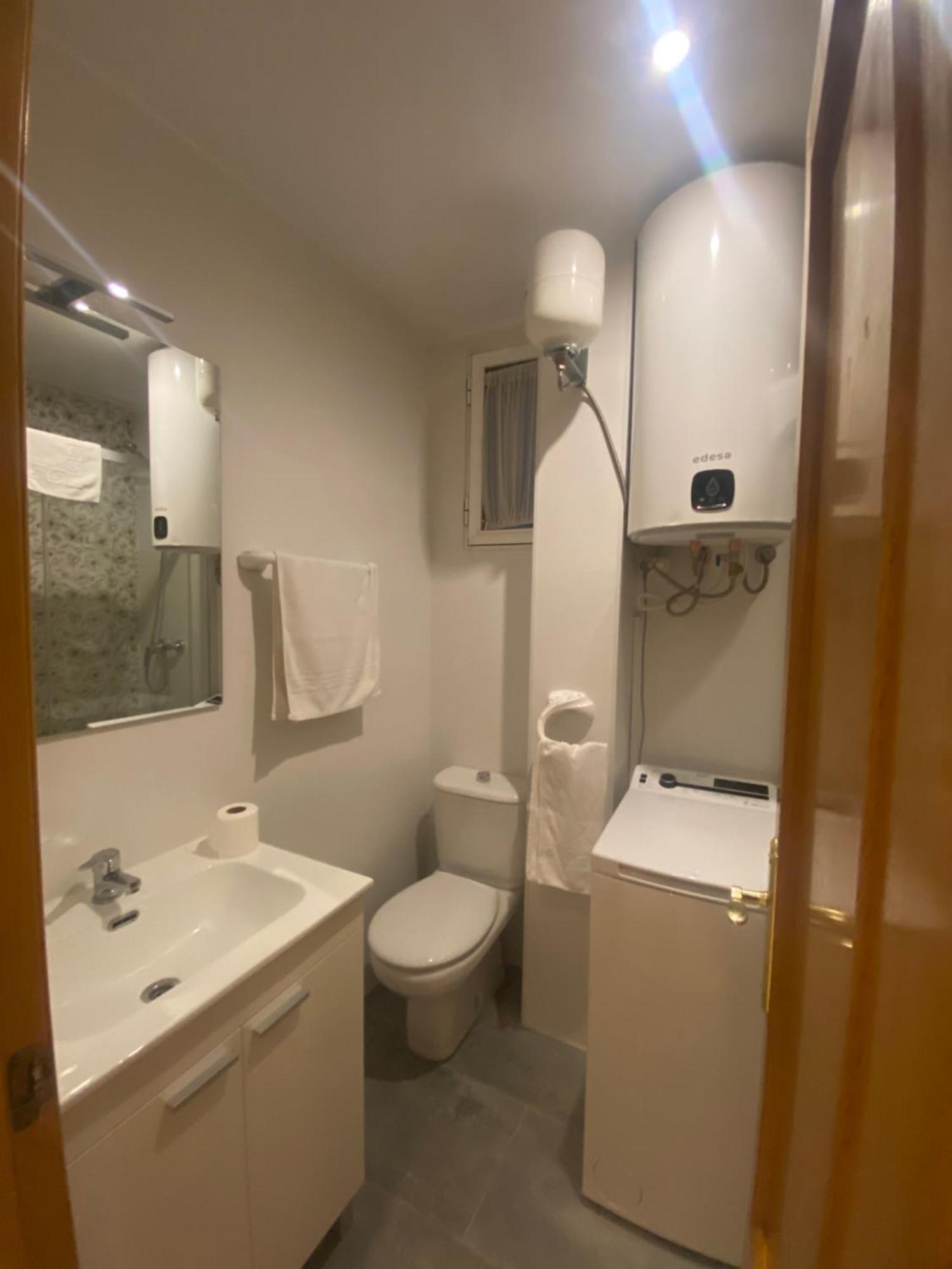 El Jardin Del Angel Ferrocarril Apartment Мадрид Екстериор снимка