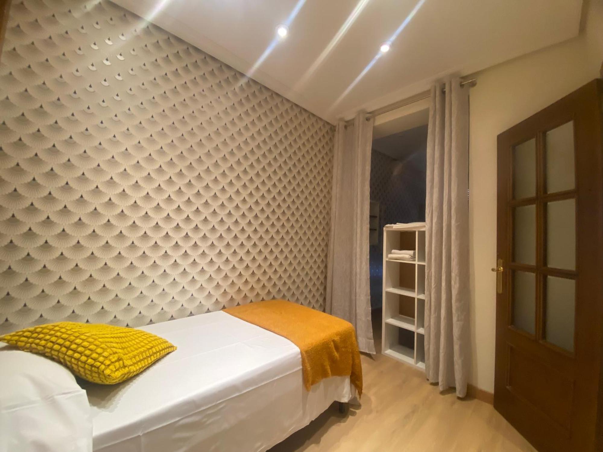 El Jardin Del Angel Ferrocarril Apartment Мадрид Екстериор снимка